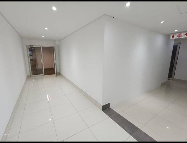 BUSINESS PROPERTY TO RENT IN WELTEVREDEN PARK